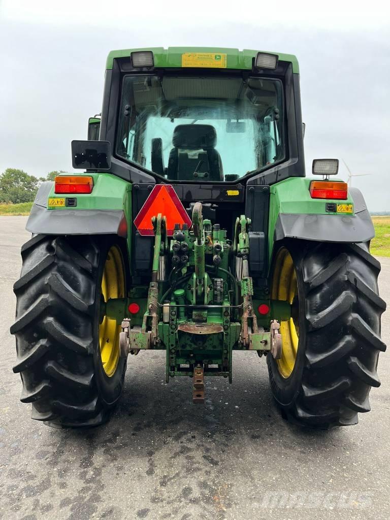 John Deere 6400 Tractores