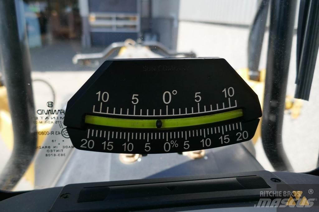 CAT 140M3 Motoniveladoras