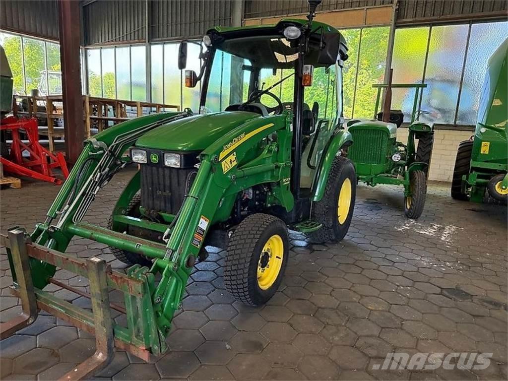 John Deere 3320 Tractores