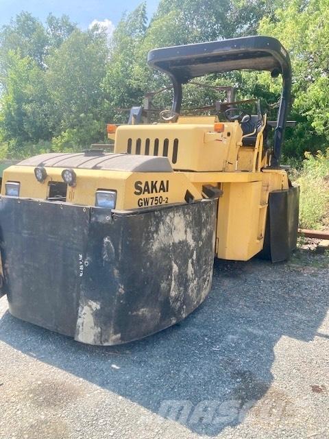 Sakai GW 750-2 Asfaltadoras