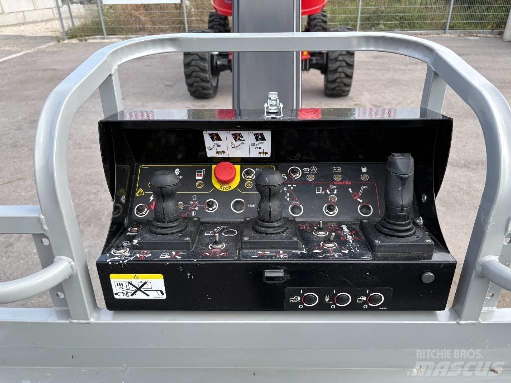 Manitou 220 TJ Plus Plataforma de trabajo articulada
