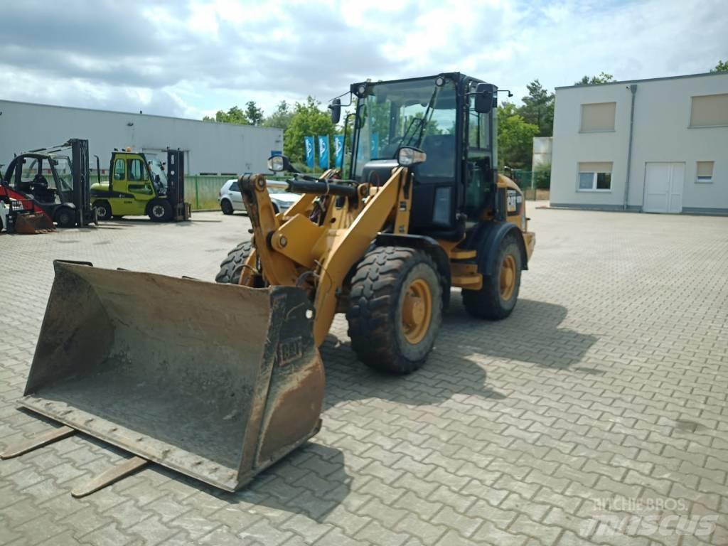 CAT 907 M Cargadoras sobre ruedas