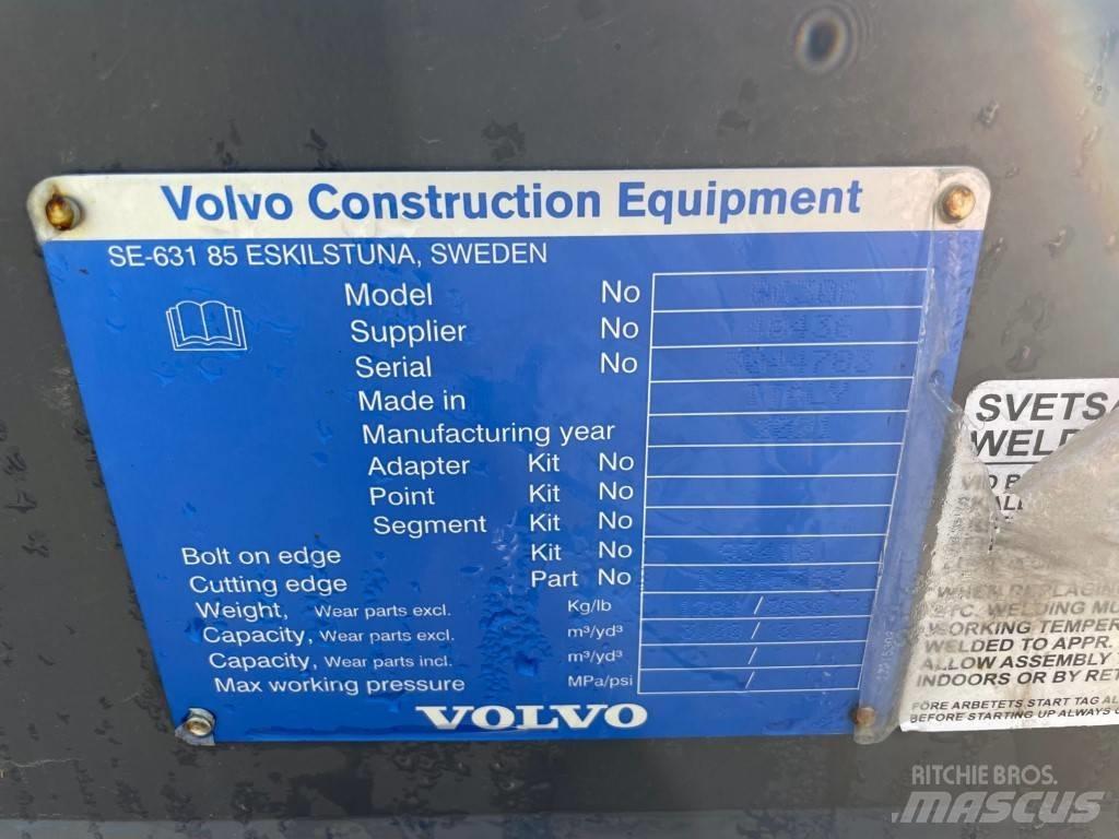 Volvo L 110 H Bucket Cucharones
