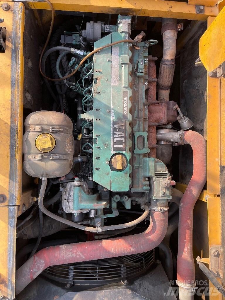 Volvo EC 210 C L Excavadoras de cadenas
