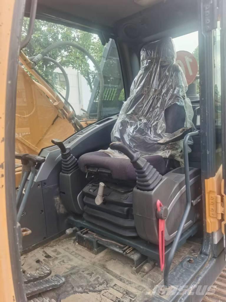 Hyundai R220LC-9S Excavadoras de cadenas