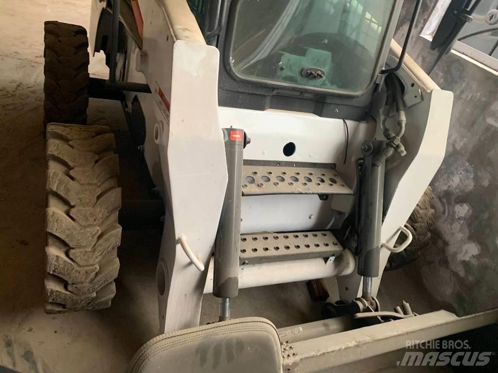 Bobcat S 300 Minicargadoras