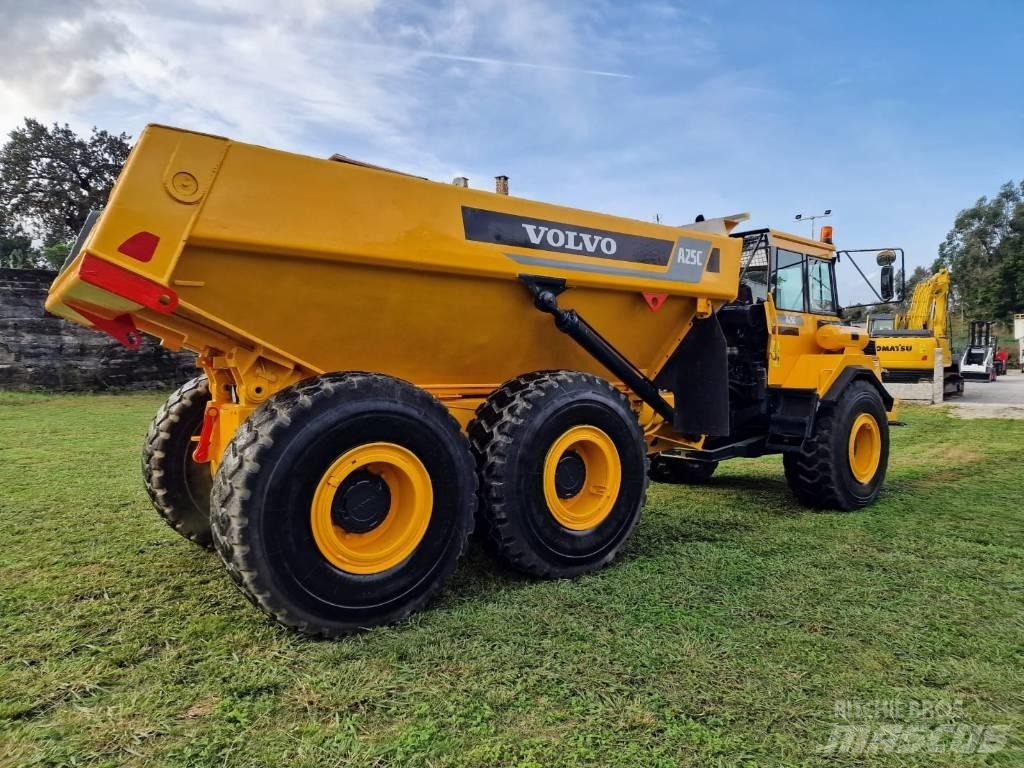 Volvo A 25 C Dúmpers articulados