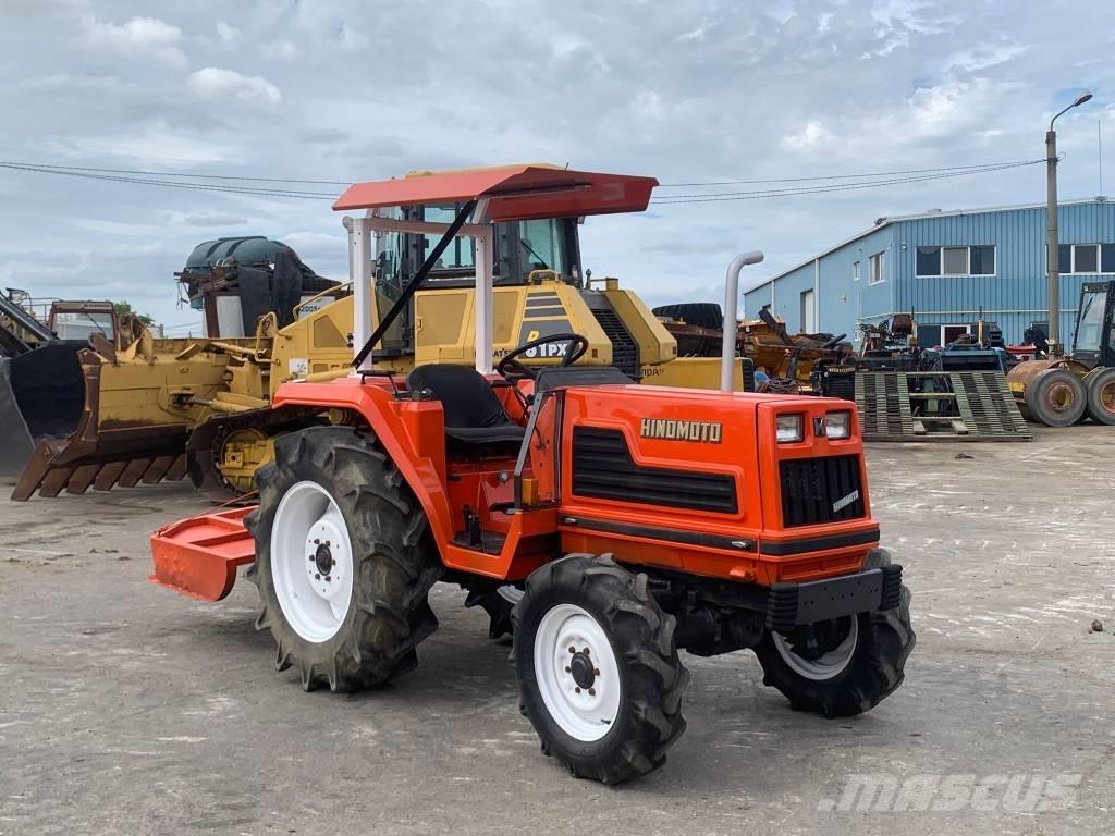 Hinomoto BD150 Tractores
