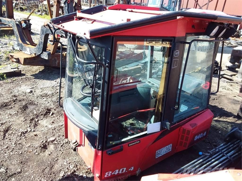Komatsu 840.4 Cabinas e interior