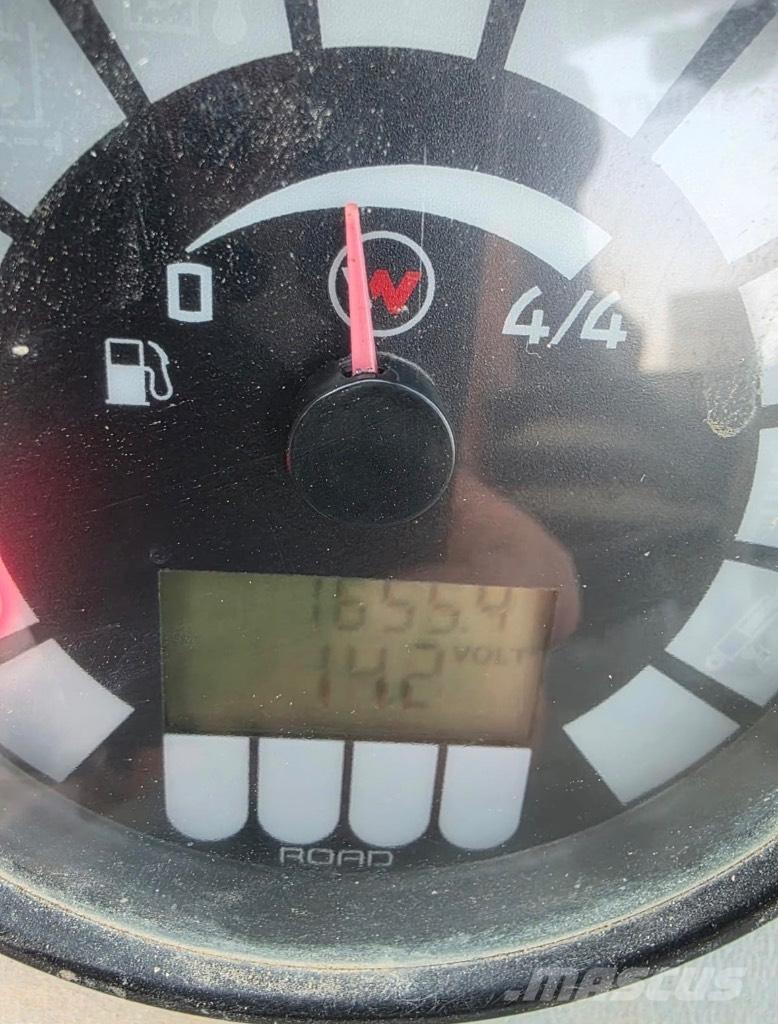 Wacker Neuson 850 Cargadoras sobre ruedas