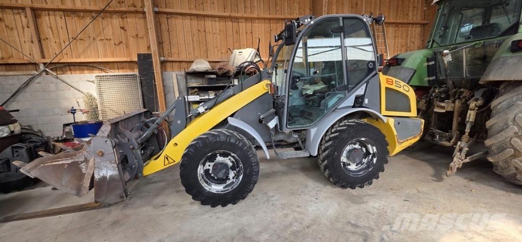 Wacker Neuson 850 Cargadoras sobre ruedas