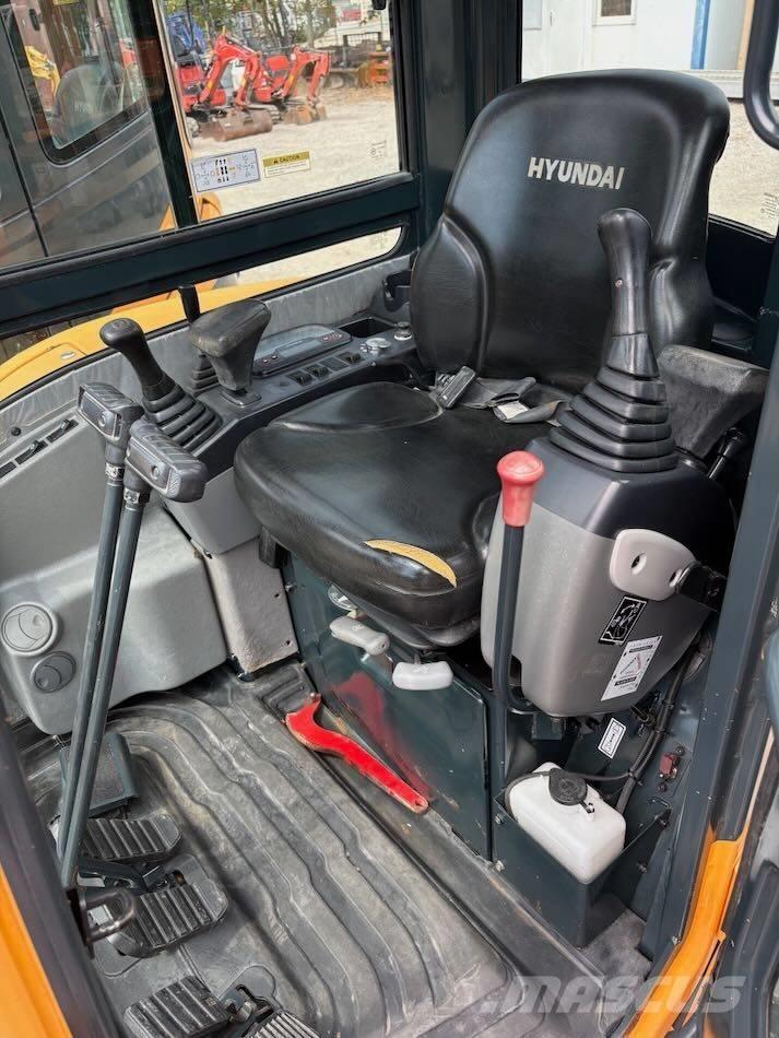 Hyundai R25Z-9 AK Mini excavadoras < 7t