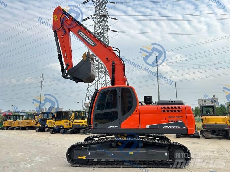 Doosan DX 225 LC-9C Excavadoras de cadenas