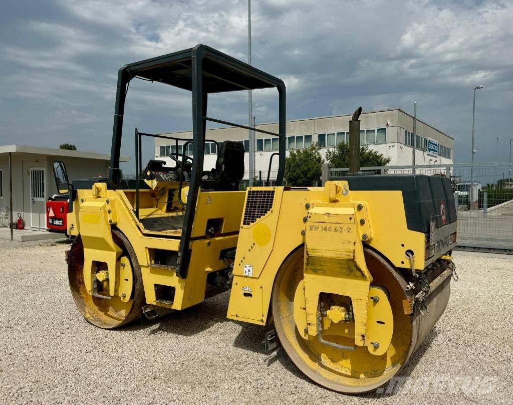 Bomag BW 144 AD-2 Rodillos de doble tambor