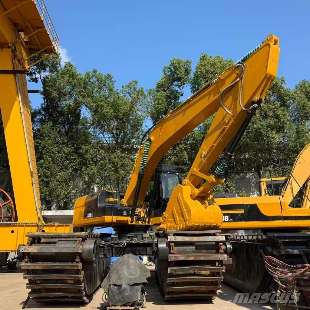 CAT 320 D Excavadoras anfibio