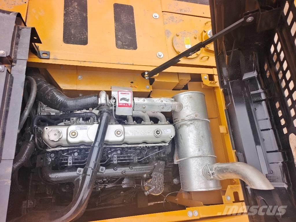 Sany SY 215 C Excavadoras de cadenas