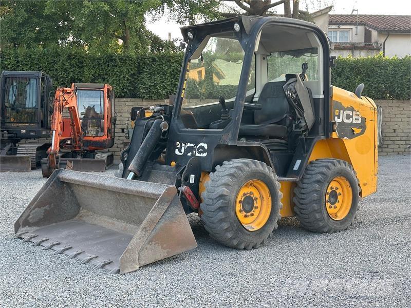 JCB 225 Minicargadoras