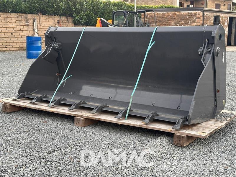 New Holland 220 Cucharones