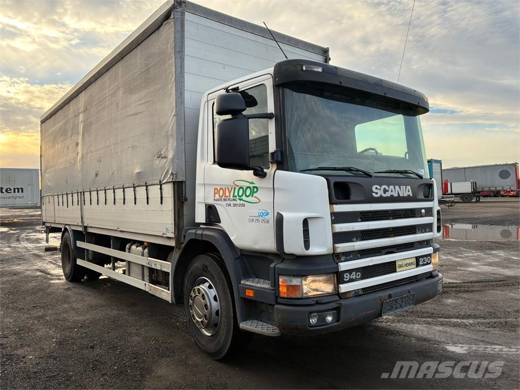Scania P94-230 Camión con caja abierta