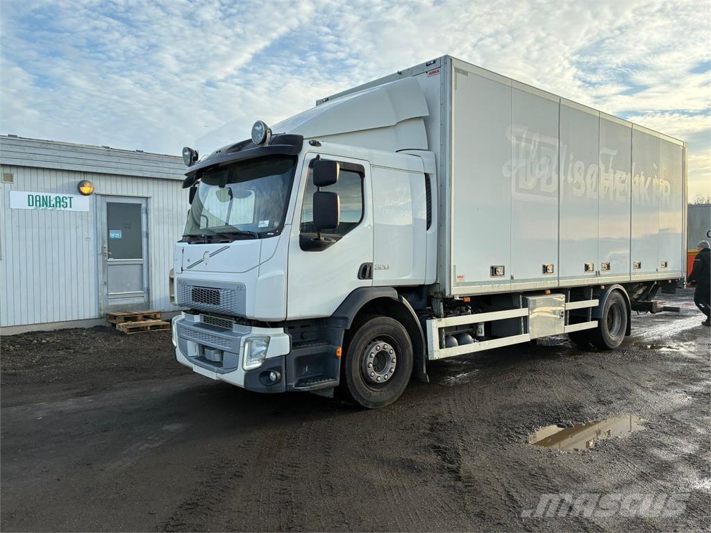 Volvo FE320 Camiones caja cerrada