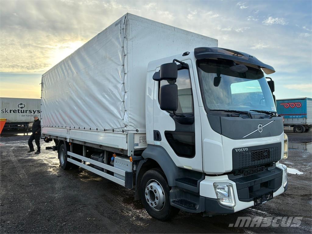 Volvo FL240 Camión con caja abierta