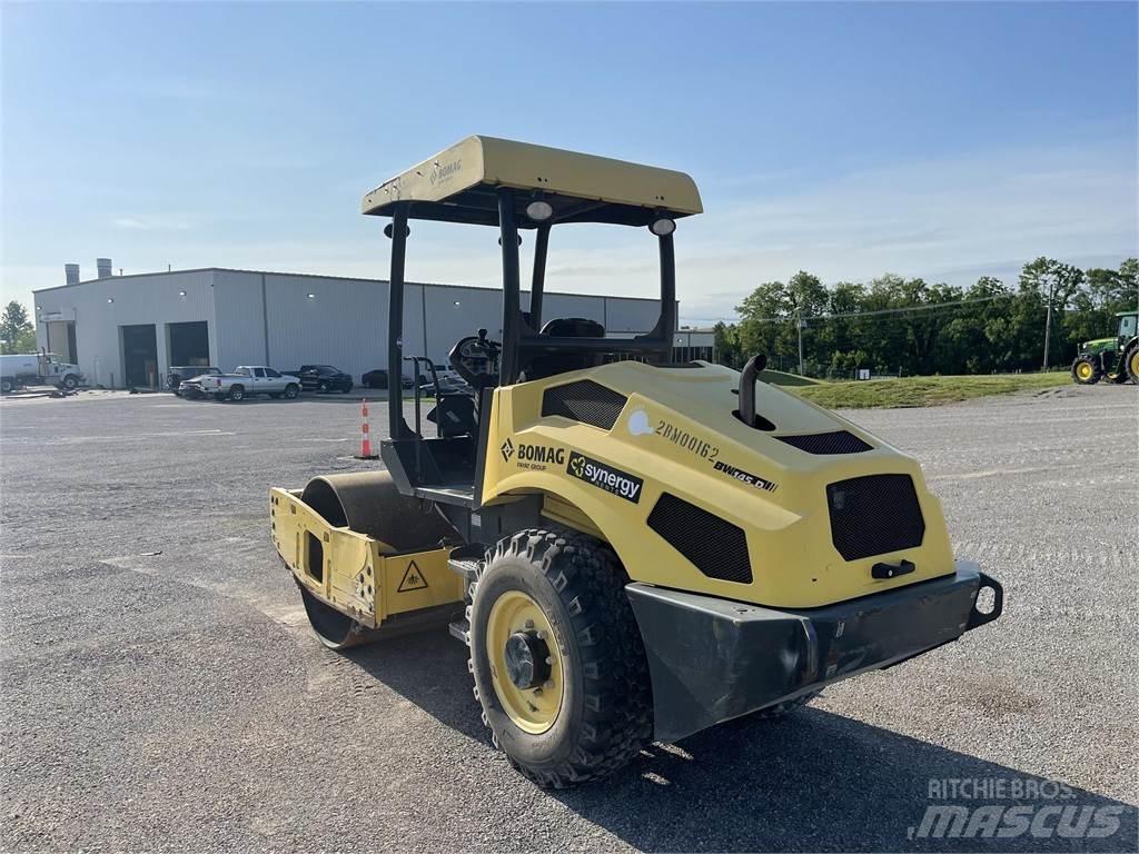 Bomag BW145D-5 Rodillos de doble tambor