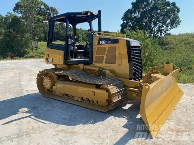 CAT D3K2 LGP Buldozer sobre oruga