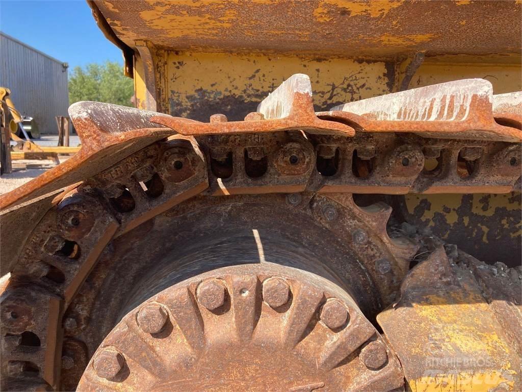 CAT D5K2 LGP Buldozer sobre oruga