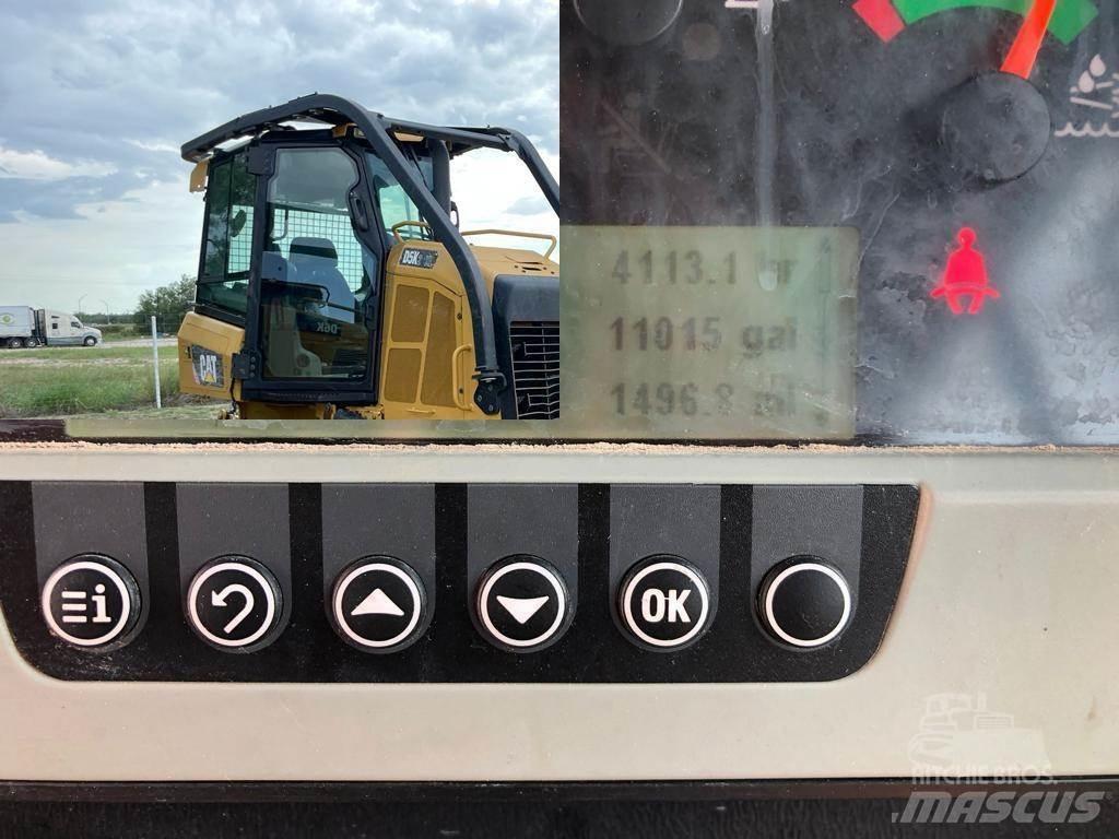 CAT D5K2 XL Buldozer sobre oruga