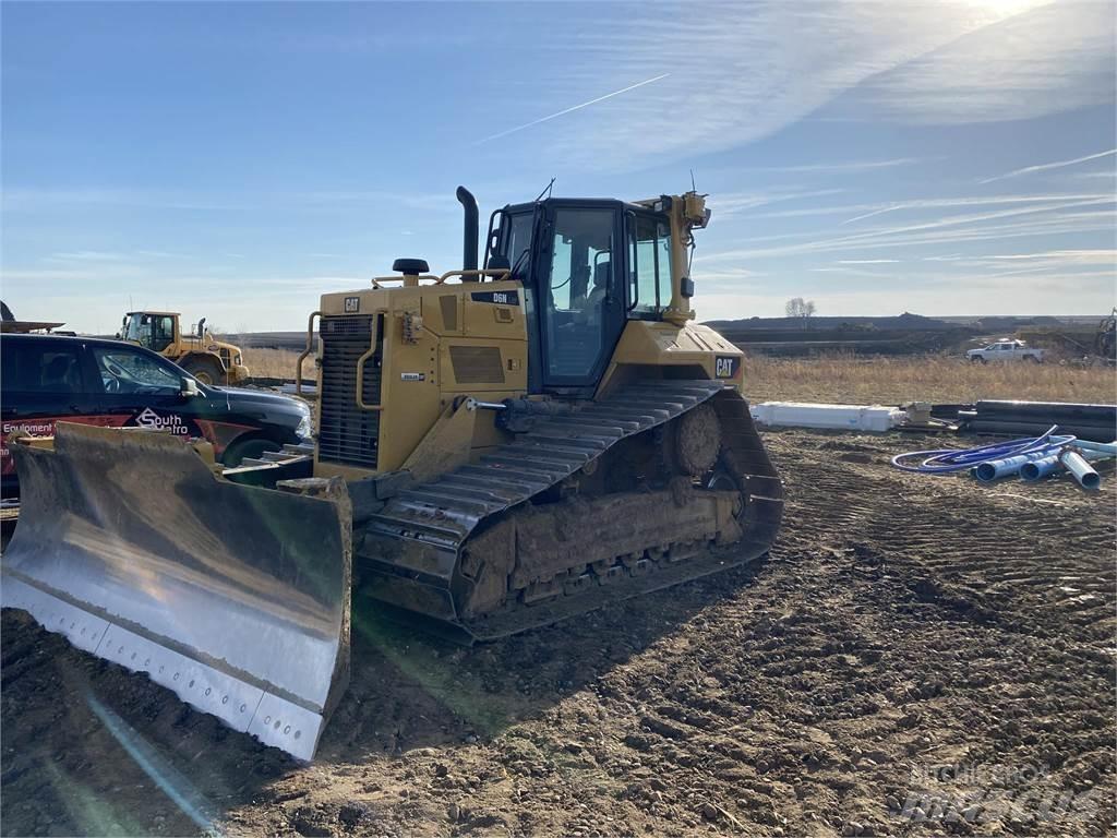 CAT D6N LGP Buldozer sobre oruga