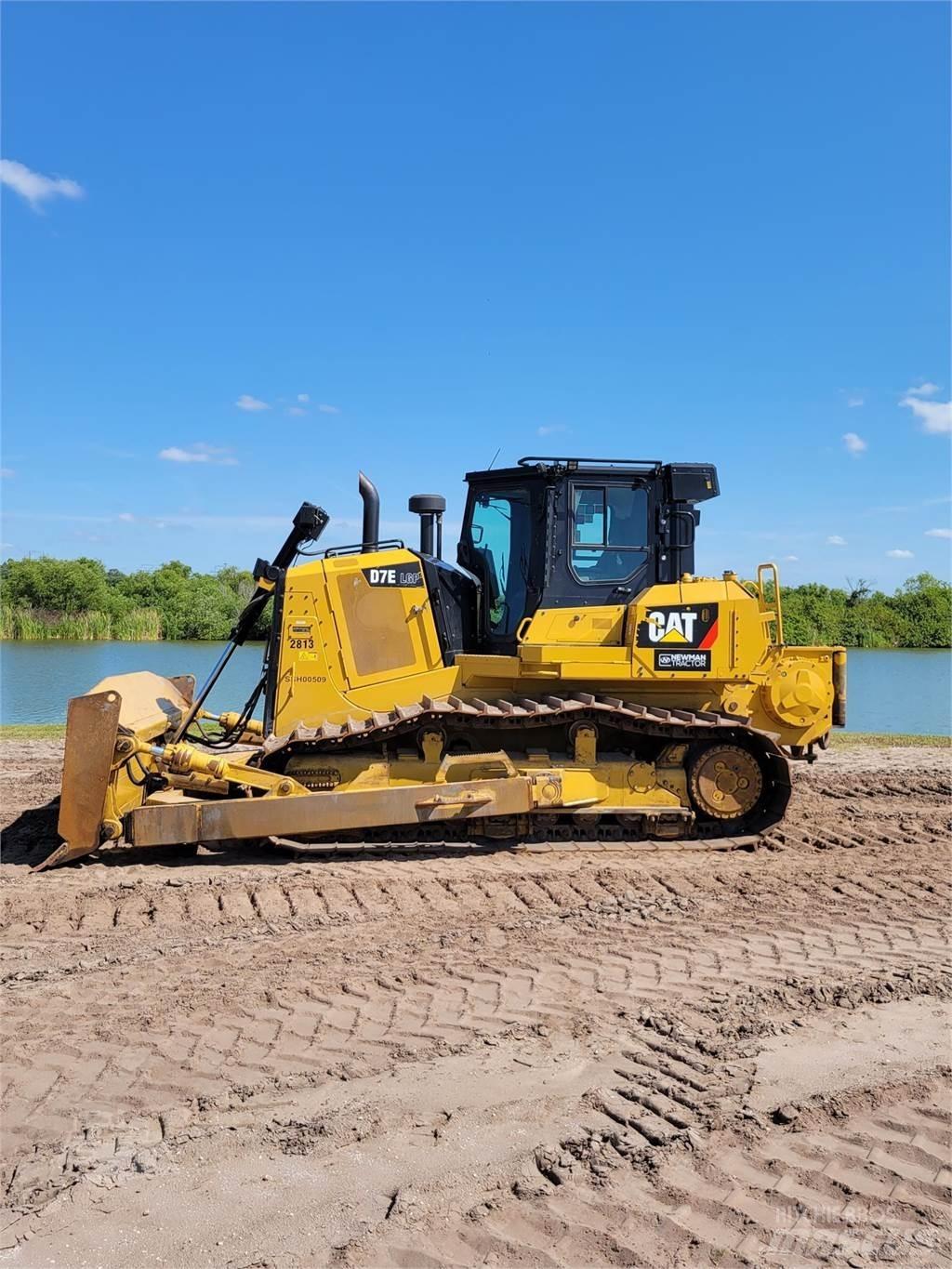 CAT D7E LGP Buldozer sobre oruga