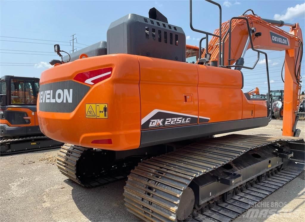 Develon DX225 LC-7 Excavadoras de cadenas
