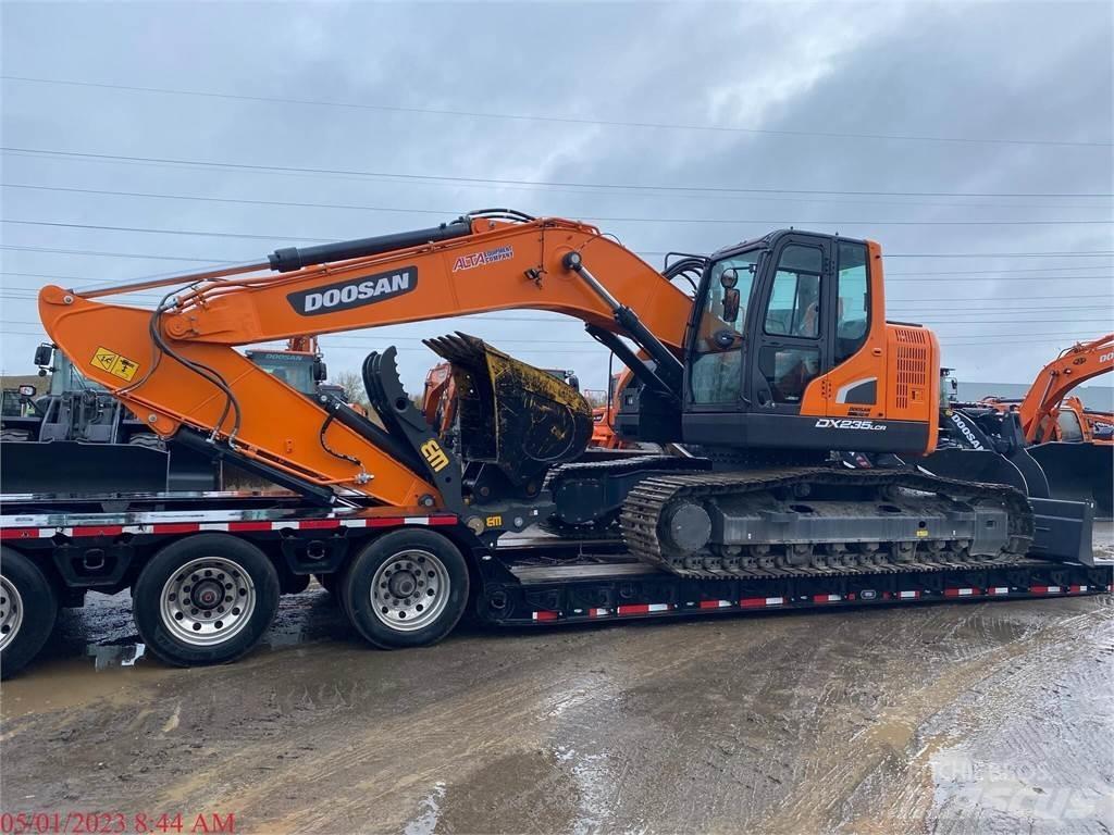 Develon DX235 LCR-5 Excavadoras de cadenas