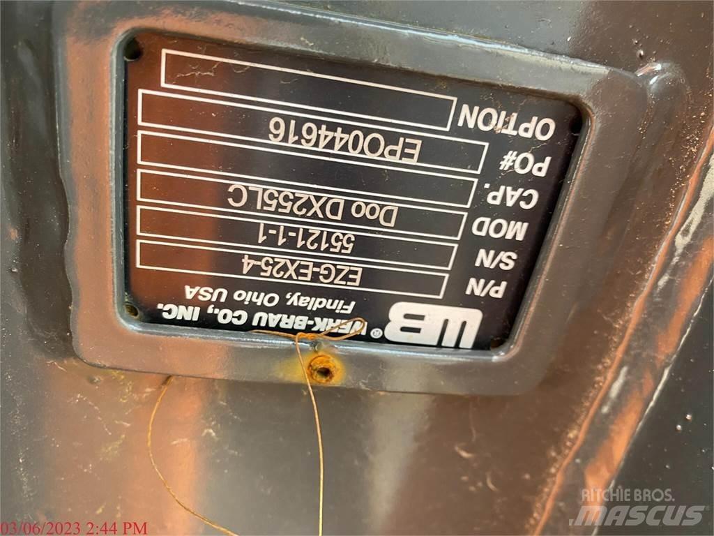 Develon DX255 LC-7 Excavadoras de cadenas