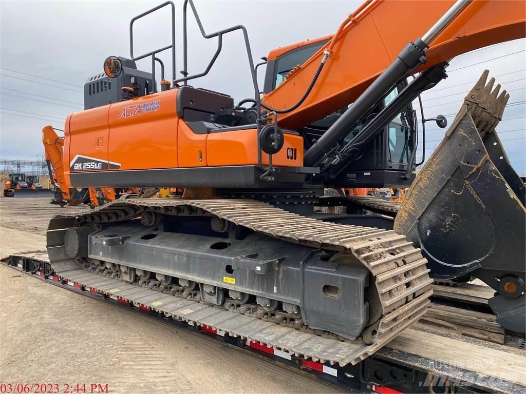 Develon DX255 LC-7 Excavadoras de cadenas