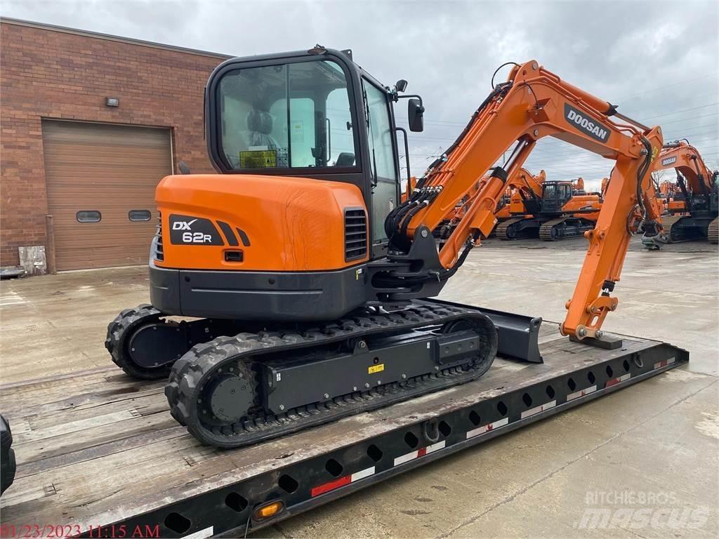 Develon DX62R-3 Excavadoras de cadenas