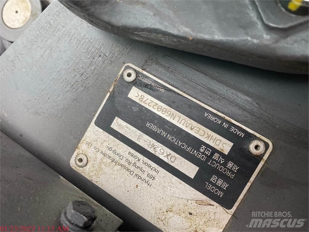 Develon DX62R-3 Excavadoras de cadenas