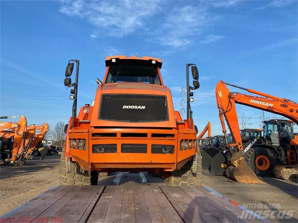 Doosan DA30-5 Dúmpers articulados