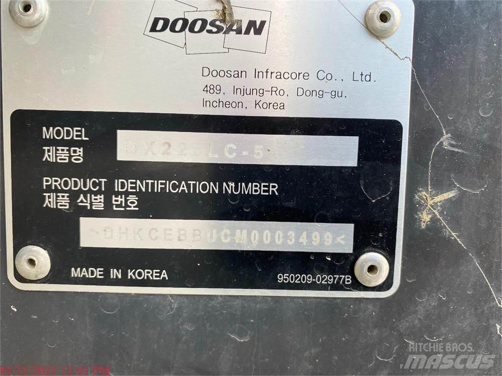 Doosan DX225 LC-5 Excavadoras de cadenas