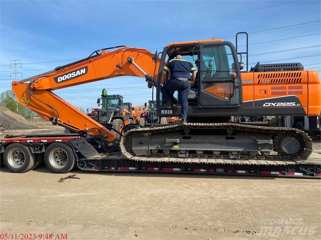 Doosan DX225 LC-5 Excavadoras de cadenas