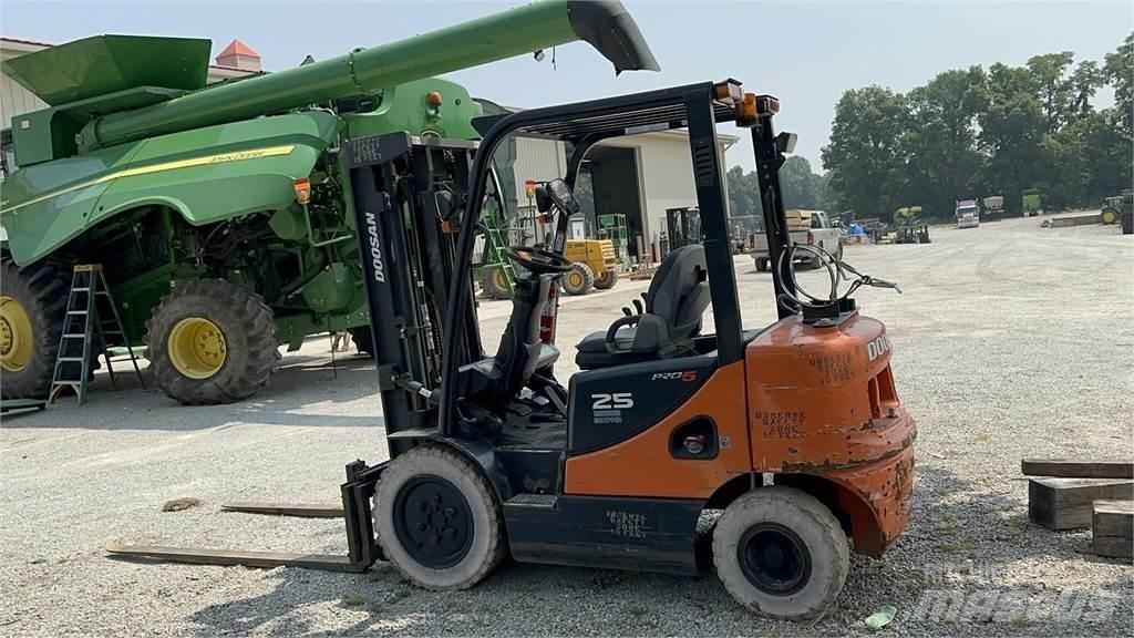 Doosan G25P-5 Otras carretillas elevadoras