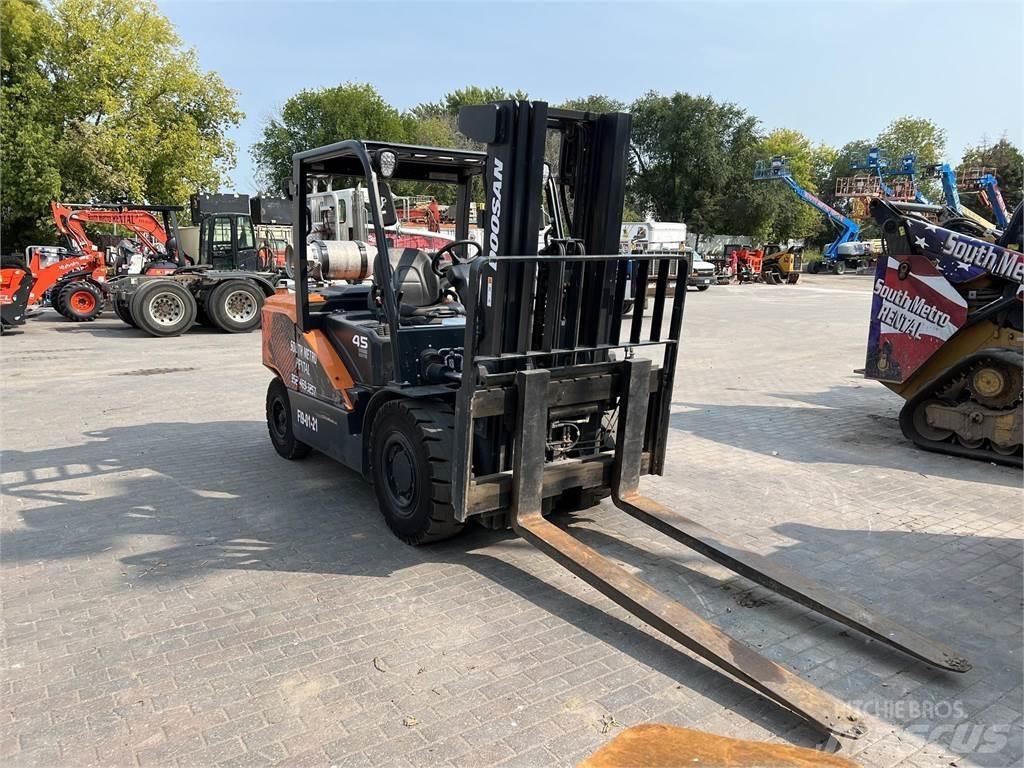 Doosan G45S-7 Otras carretillas elevadoras