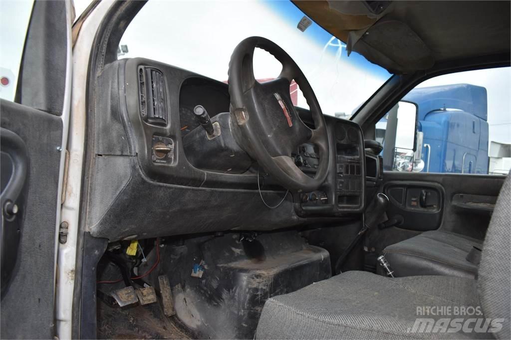GMC TOPKICK C6500 Camiones cisterna