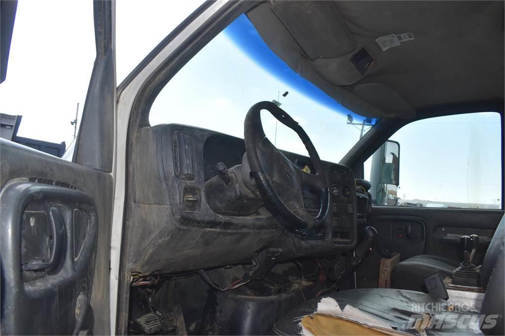 GMC TOPKICK C7500 Camiones bañeras basculantes o volquetes