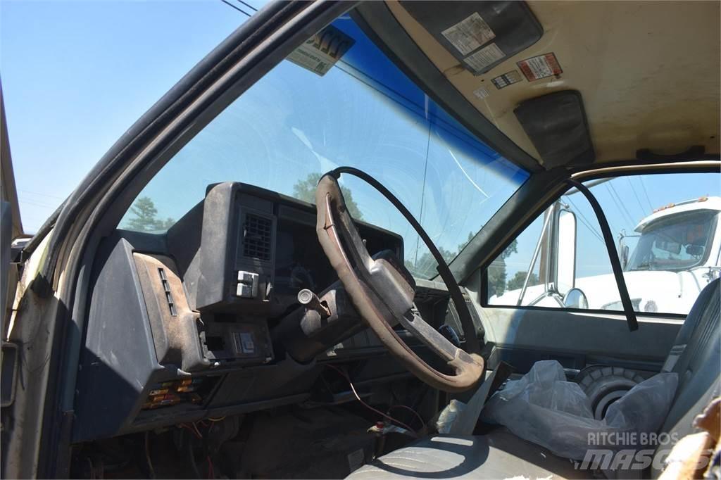 GMC TOPKICK C7500 Camiones bañeras basculantes o volquetes