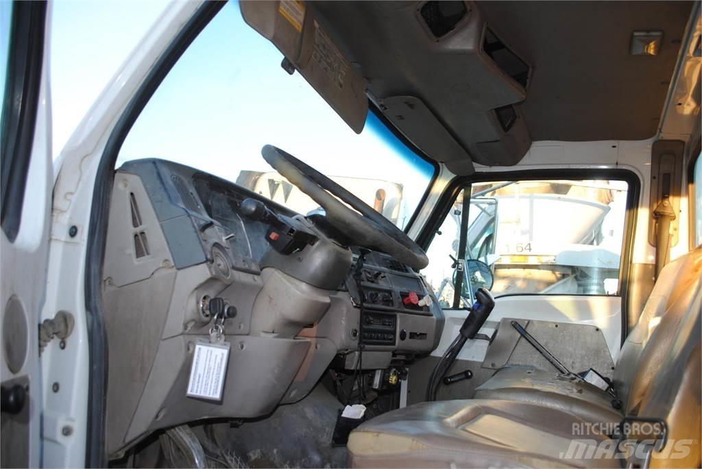 Hiab 335K-4 HIPRO Cargadora forestal