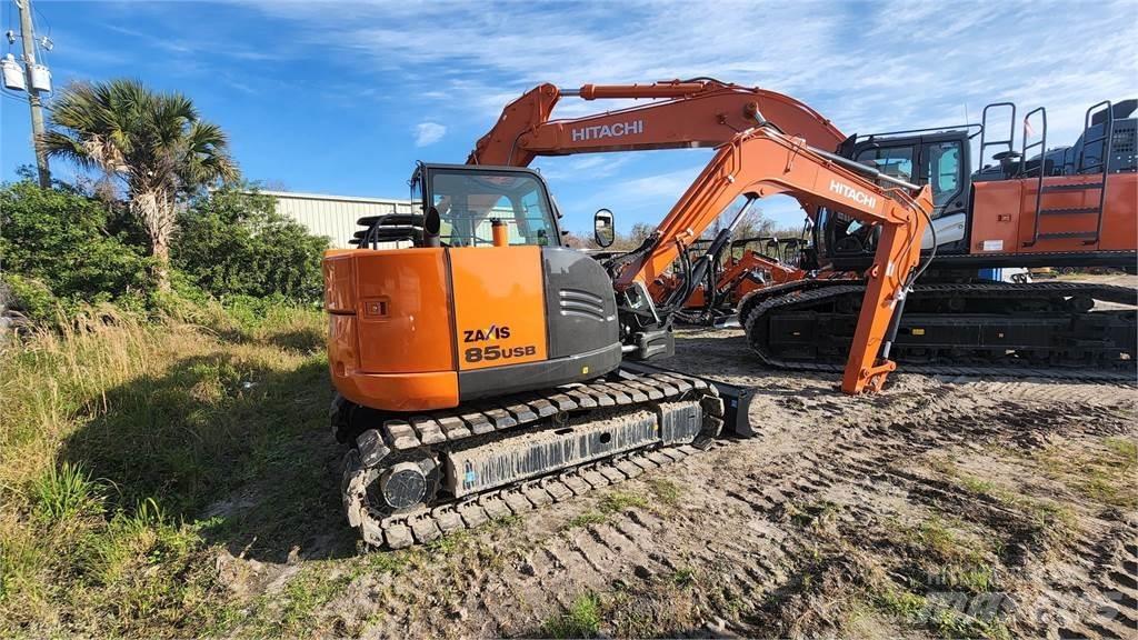 Hitachi ZX85USB-6 Excavadoras de cadenas