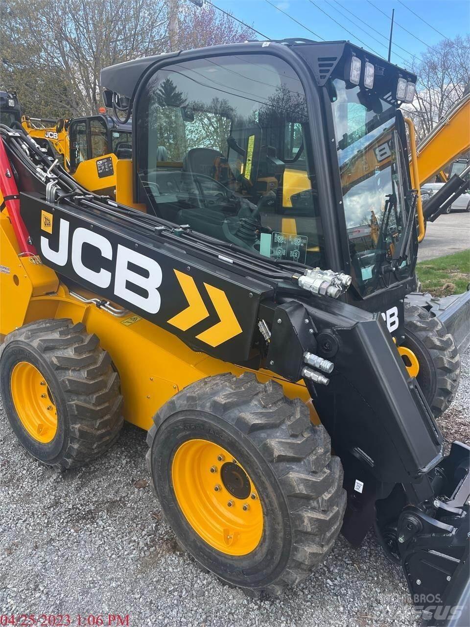 JCB 3TS-8W Minicargadoras