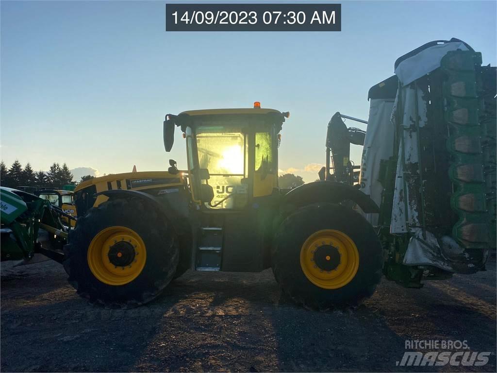 JCB FASTRAC 4220 Tractores