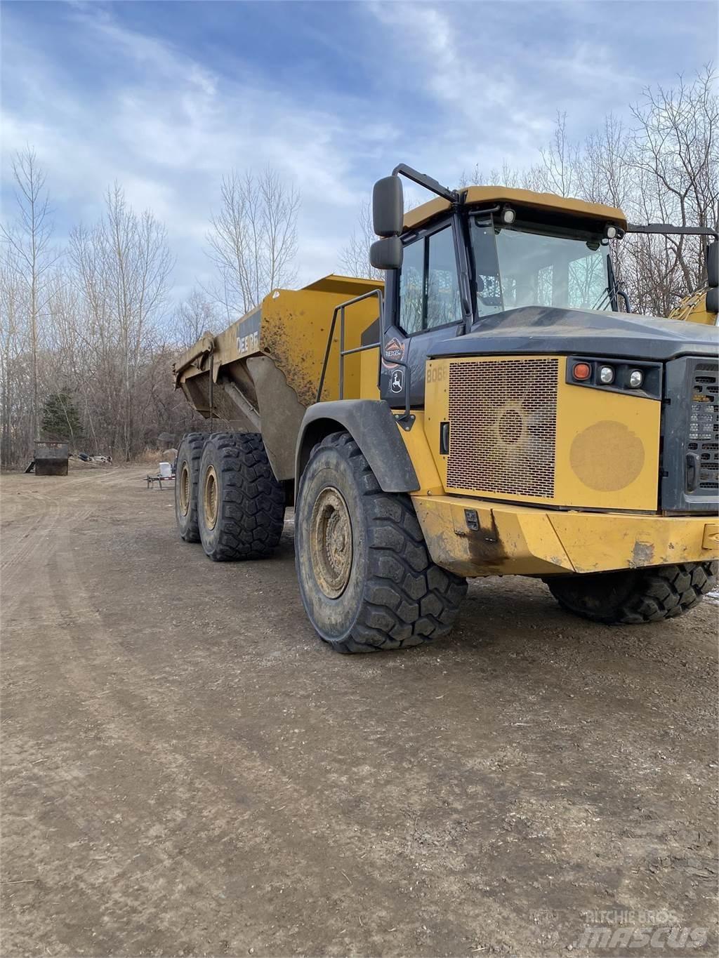 John Deere 410E Dúmpers articulados